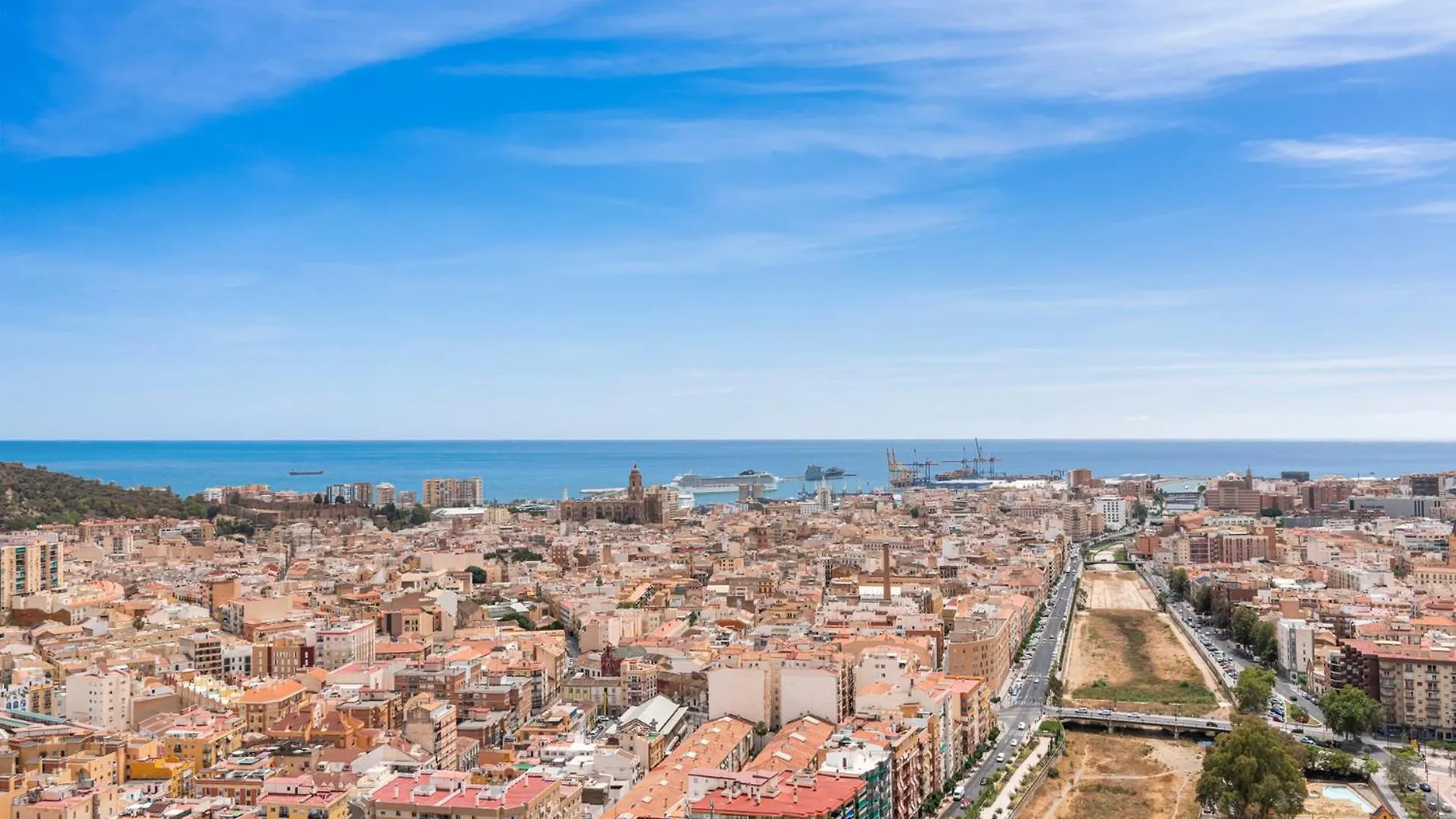 El Zahir Malaga City Center - 25Th Floor Apartment