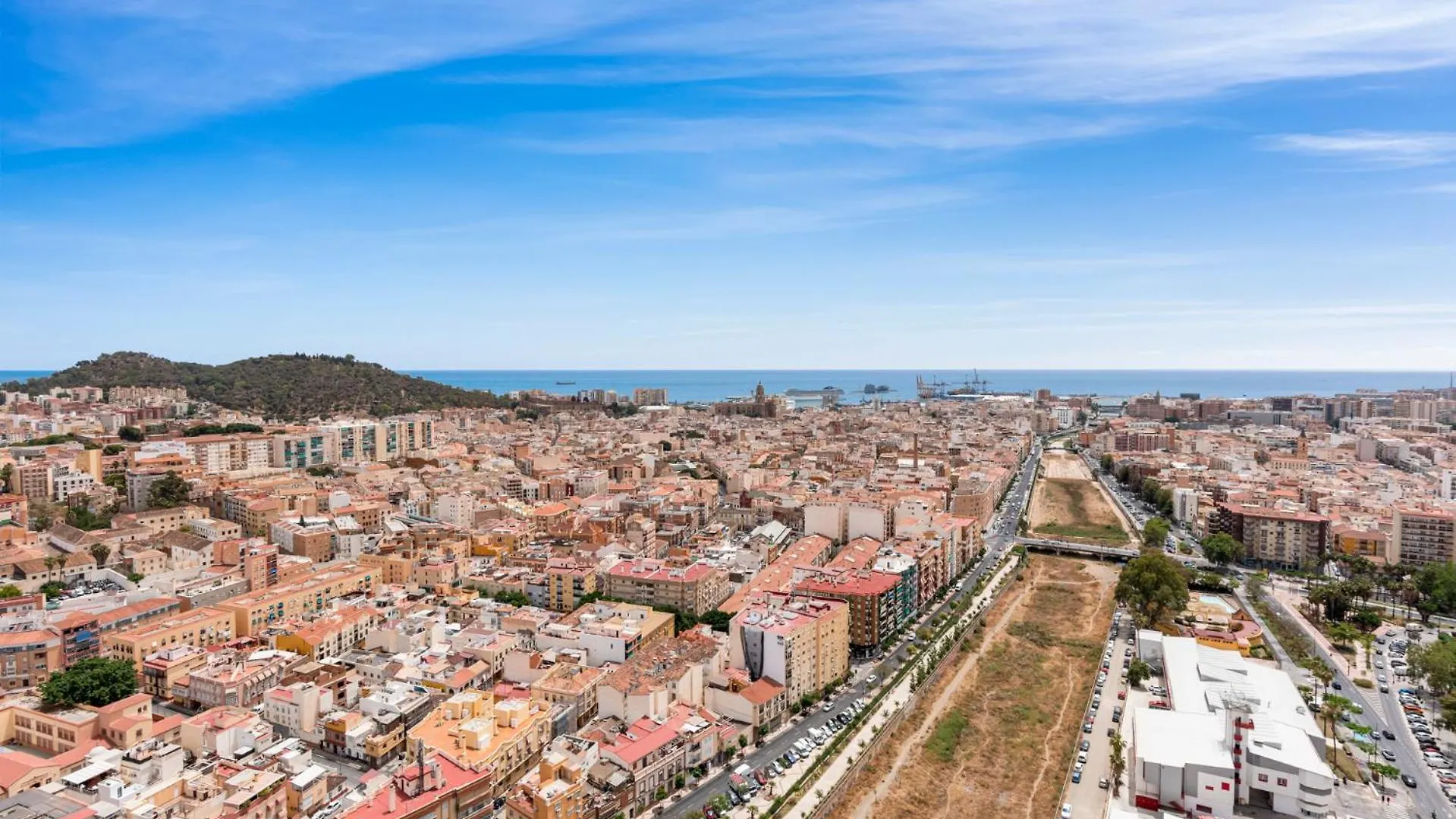 El Zahir Malaga City Center - 25Th Floor Apartment